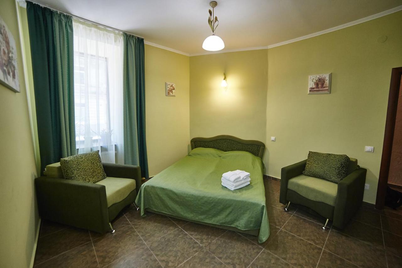 Hotel Kaiser Econom Lviv Kültér fotó